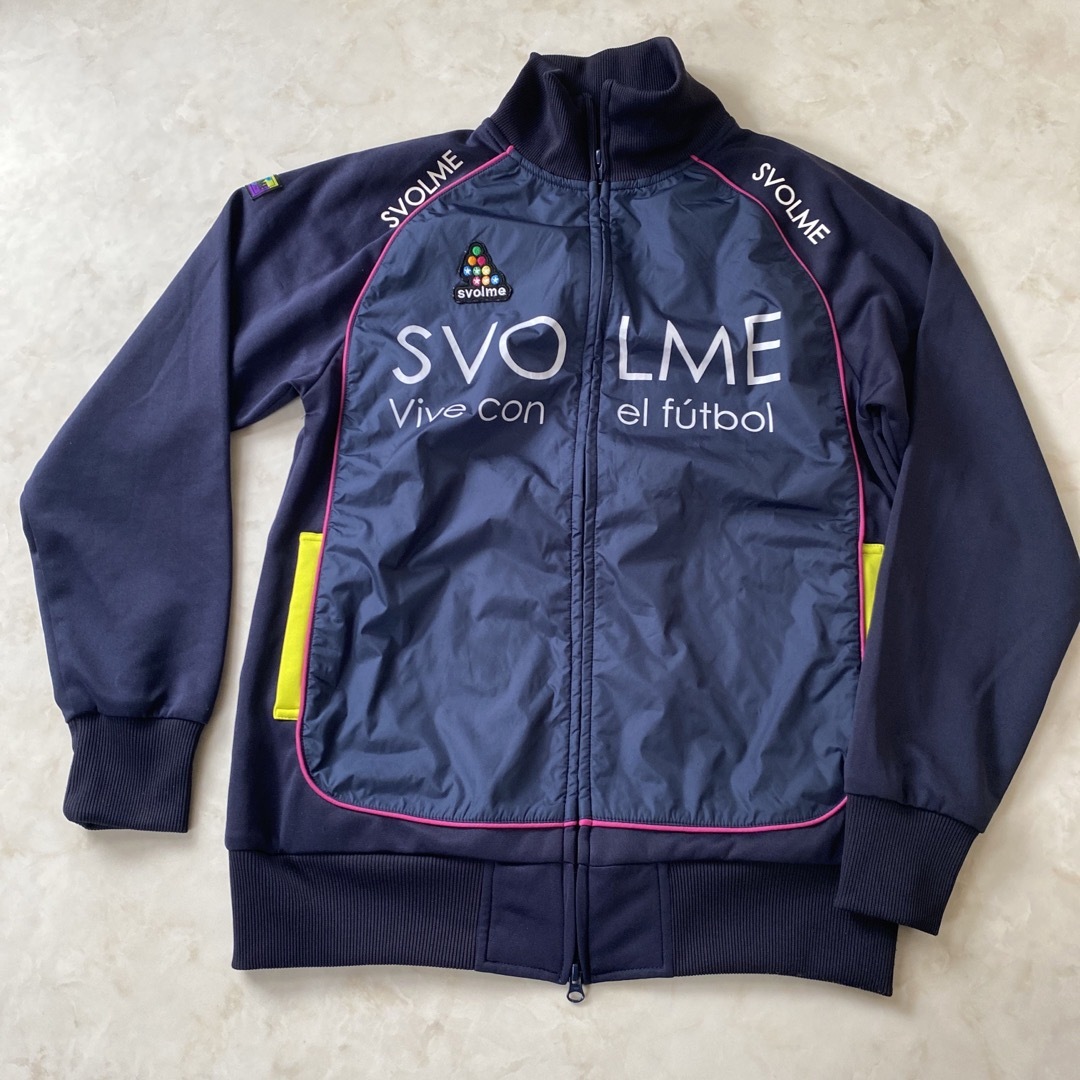 Svolme(スボルメ)のスボルメ　中綿　ピステ　ジャケット　M スポーツ/アウトドアのサッカー/フットサル(ウェア)の商品写真