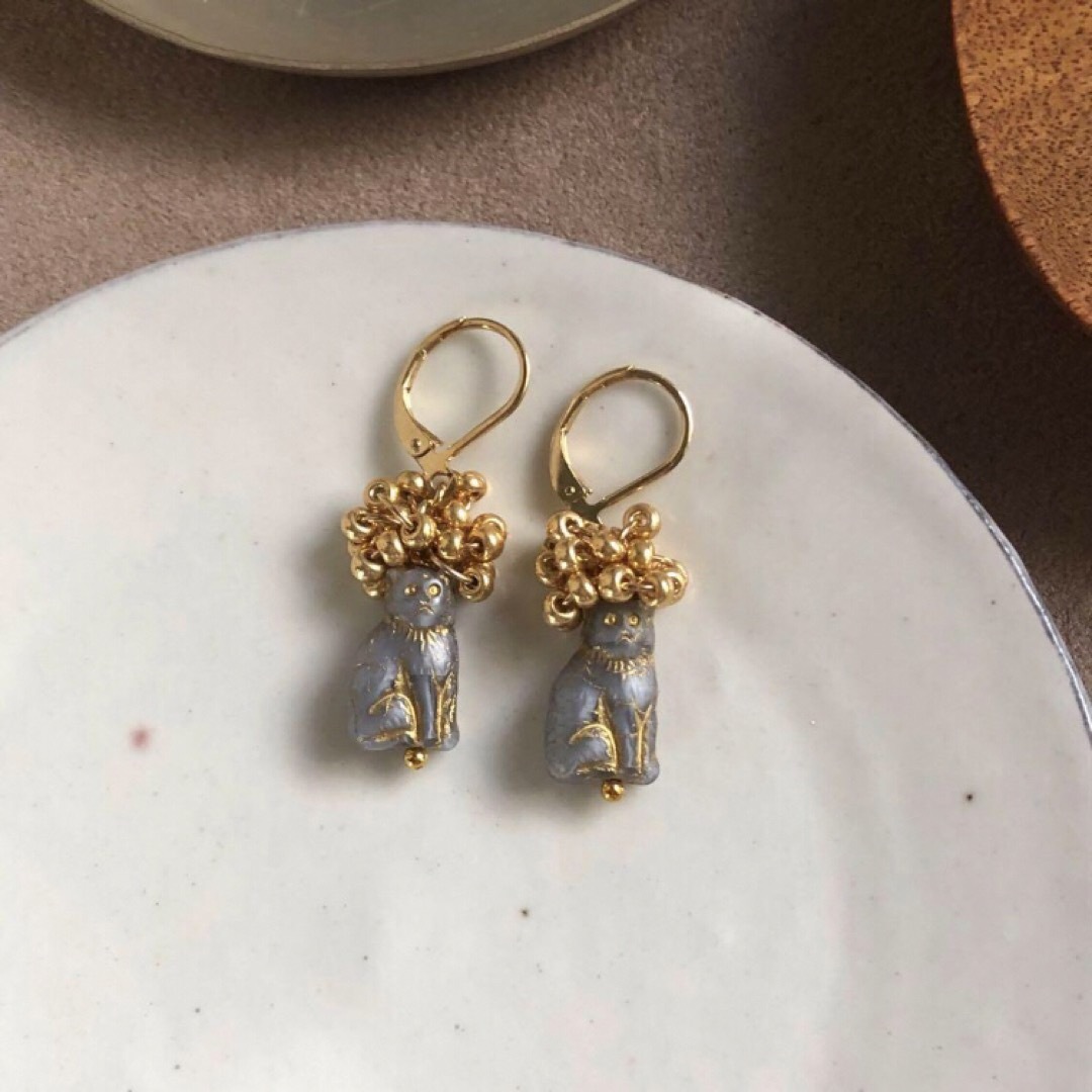 ZARA(ザラ)のアフロ猫　ピアス　イヤリング　アンティーク　オベット @ovet_acc 送料込 ハンドメイドのアクセサリー(ピアス)の商品写真