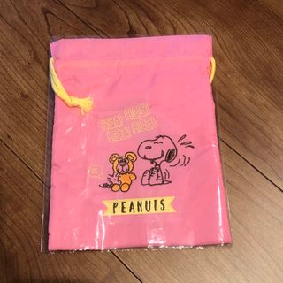 スヌーピー(SNOOPY)の新品　スヌーピー　巾着　刺繍　ピンク　PEANUTS(ポーチ)