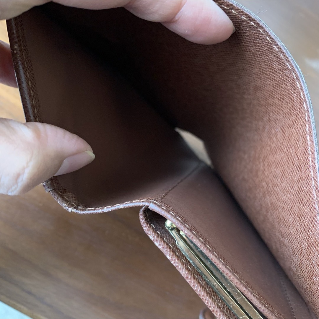 LOUIS VUITTON(ルイヴィトン)のLOUIS VUITTONの二つ折り財布👛✨ レディースのファッション小物(財布)の商品写真