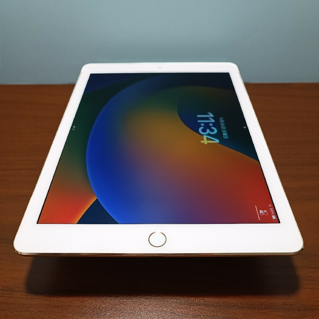 美品) iPad Pro 9.7 インチ WiFi 128GB キーボード付き-