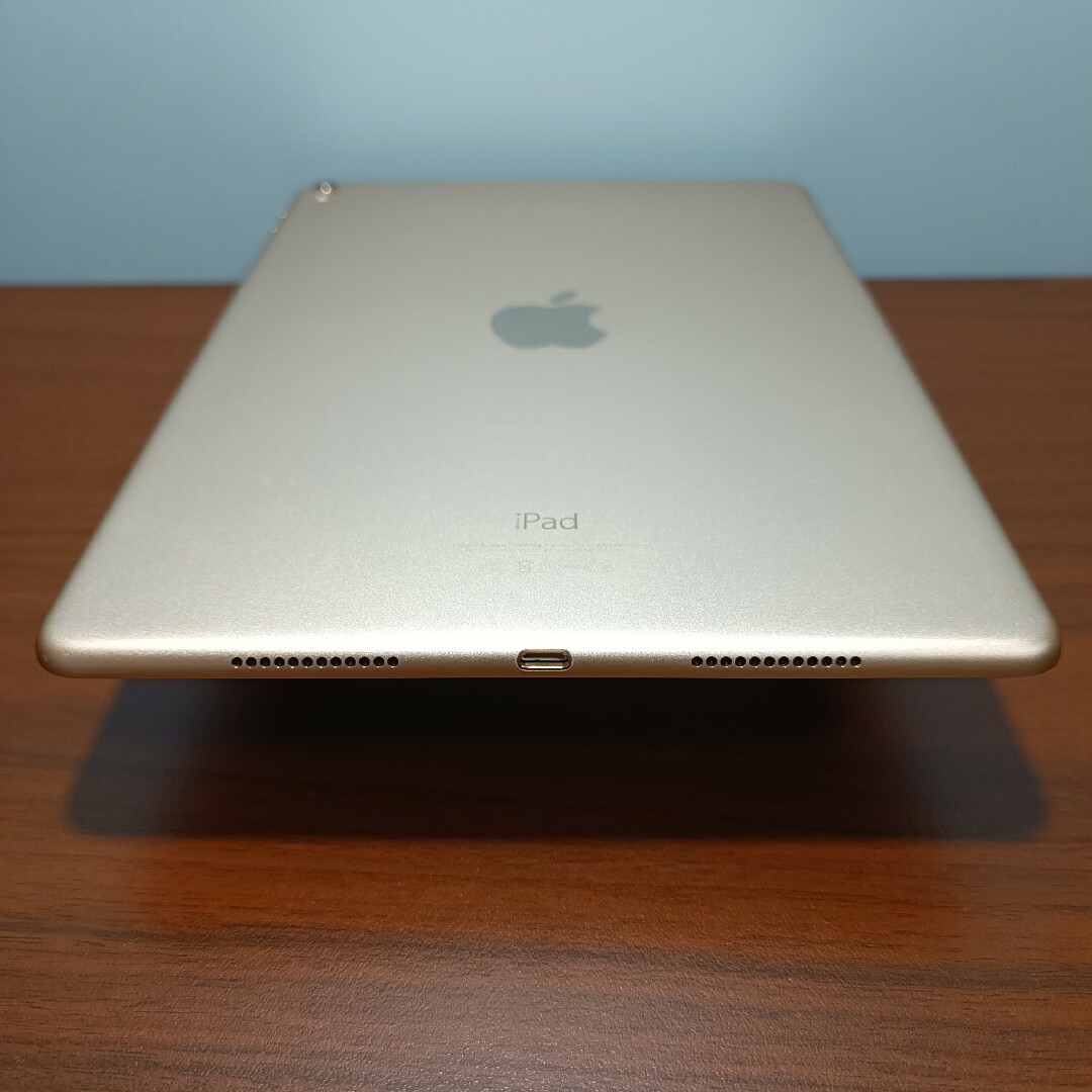 美品) iPad Pro 9.7 インチ WiFi 128GB キーボード付き-