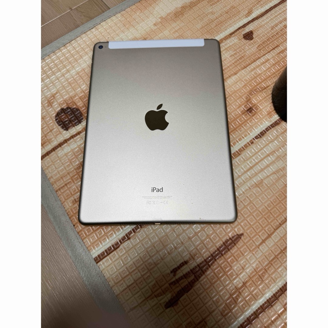 Apple液晶割れなし　APPLE iPad Air 2 AU WF+CELL 16GB