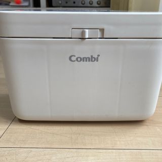 コンビ(combi)のおしり拭きウォーマーcombi(ベビーおしりふき)