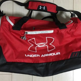 アンダーアーマー(UNDER ARMOUR)のyunario様専用✨✨値下げ‼️アンダーアーマー　スポーツボストンバッグ(ボストンバッグ)