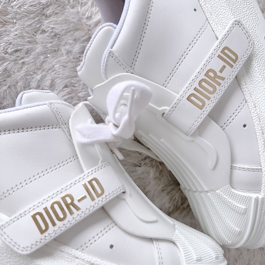 Christian Dior - DIOR ID ローカット ロゴ入り 白 スニーカー Christian Dior - DIOR ID ローカット ロゴ入り 白 スニーカー
