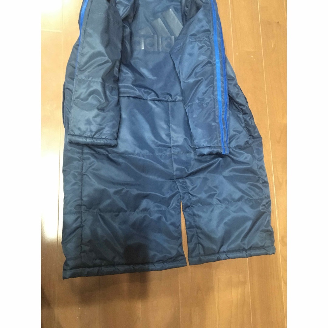 adidas(アディダス)のadidas ベンチコート　130 ネイビー　 キッズ/ベビー/マタニティのキッズ服男の子用(90cm~)(コート)の商品写真