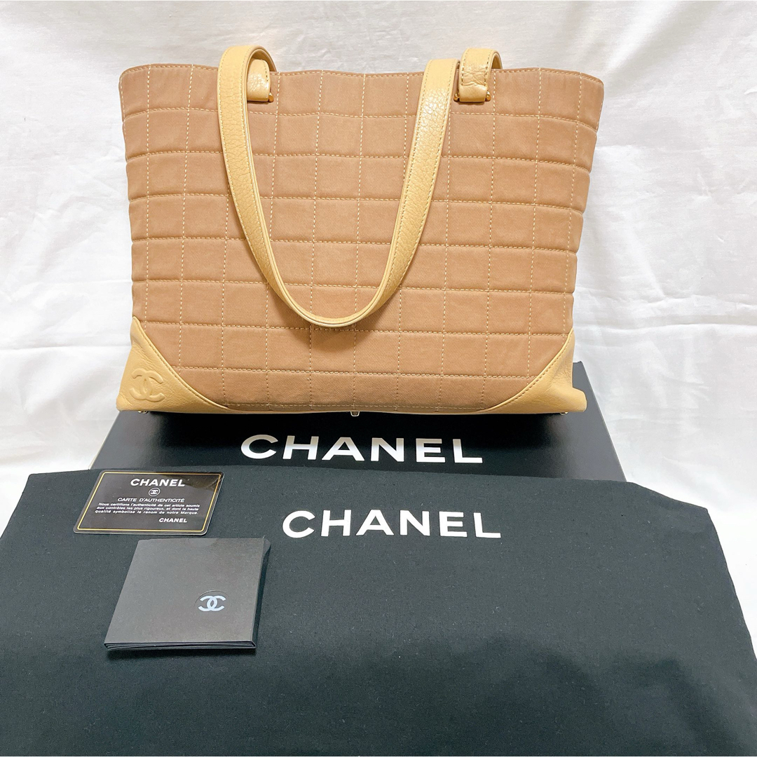 レディースシャネル　CHANEL トートバッグ