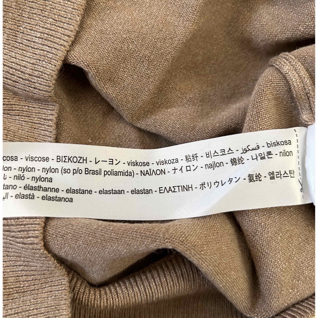 ZARA(ザラ)のZARAニットゴールドボタン レディースのトップス(ニット/セーター)の商品写真