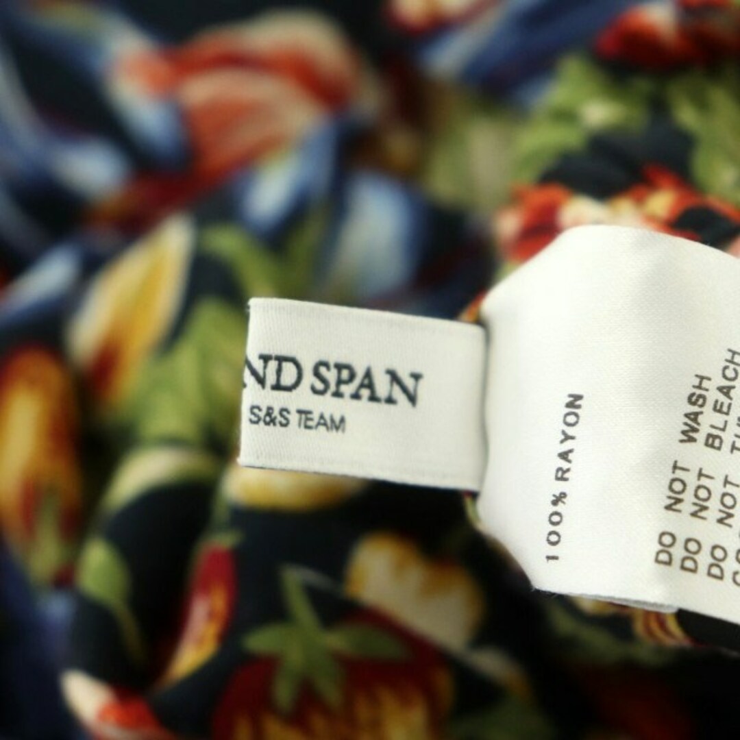 Spick & Span(スピックアンドスパン)のスピック&スパン ×REYN SPOONER フラワー柄パンツ ワイド 花柄 レディースのパンツ(その他)の商品写真