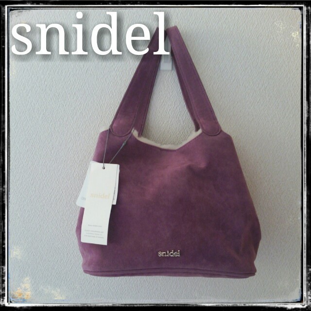 SNIDEL(スナイデル)のsnidel新品ﾑｰﾄﾝﾄｰﾄﾊﾞｯｸﾞ レディースのバッグ(トートバッグ)の商品写真