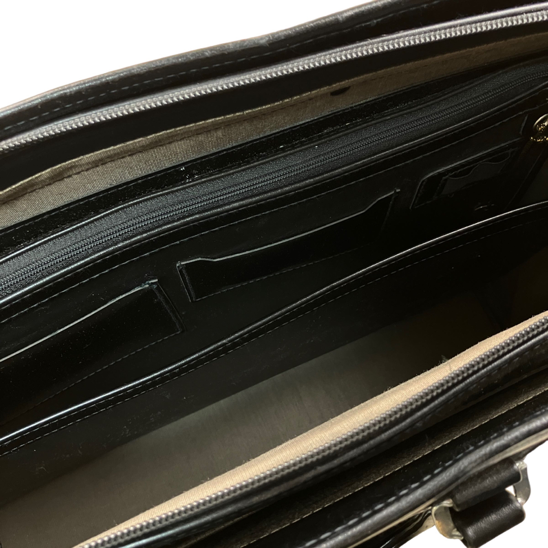コクヨ(コクヨ)のKOKUYO コクヨ ビジネスバッグ レザー ブラック B4サイズ メンズのバッグ(ビジネスバッグ)の商品写真
