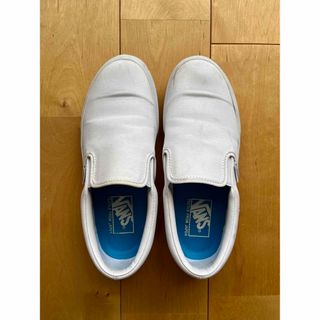 ヴァンズ(VANS)の【あびょん均一祭〒安様専用】VANS スリッポン　白(スニーカー)