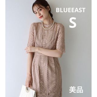 ブルーイースト(BLUEEAST)のパネル柄レース袖付きIラインパーティードレス ワンピース 結婚式 オケージョン(ひざ丈ワンピース)