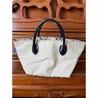 BURBERRY BLUE LABEL(トートバッグ)のフリマアイテム一覧 BURBERRY BLUE LABEL(トートバッグ)のフリマアイテム一覧