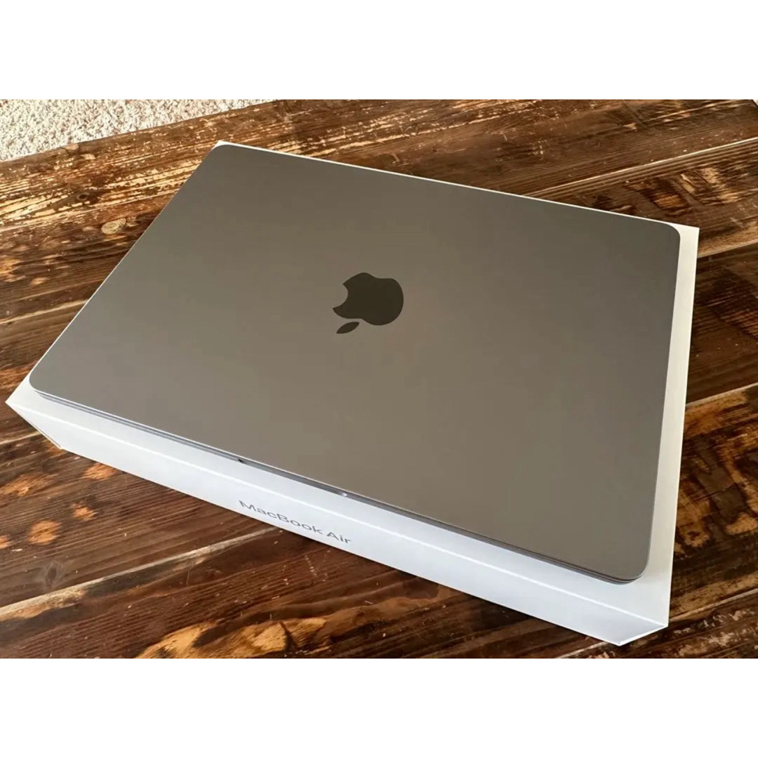 Apple MacBook 早かっ 13インチ M2 スペースグレー Apple MacBook 早かっ 13インチ M2 スペースグレー