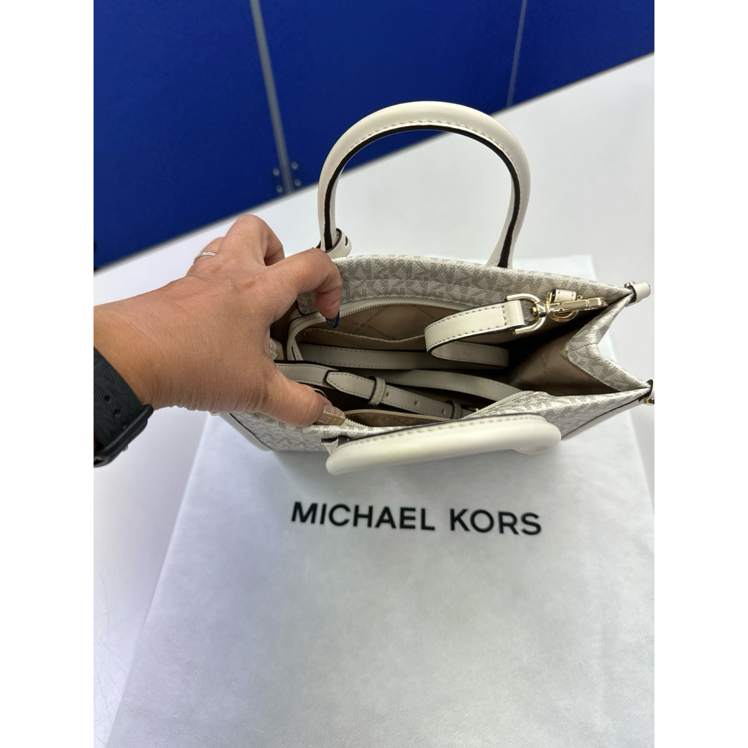 Michael Kors(マイケルコース)の⭐︎マイケルコース⭐︎2weyバック⭐︎ レディースのバッグ(ハンドバッグ)の商品写真