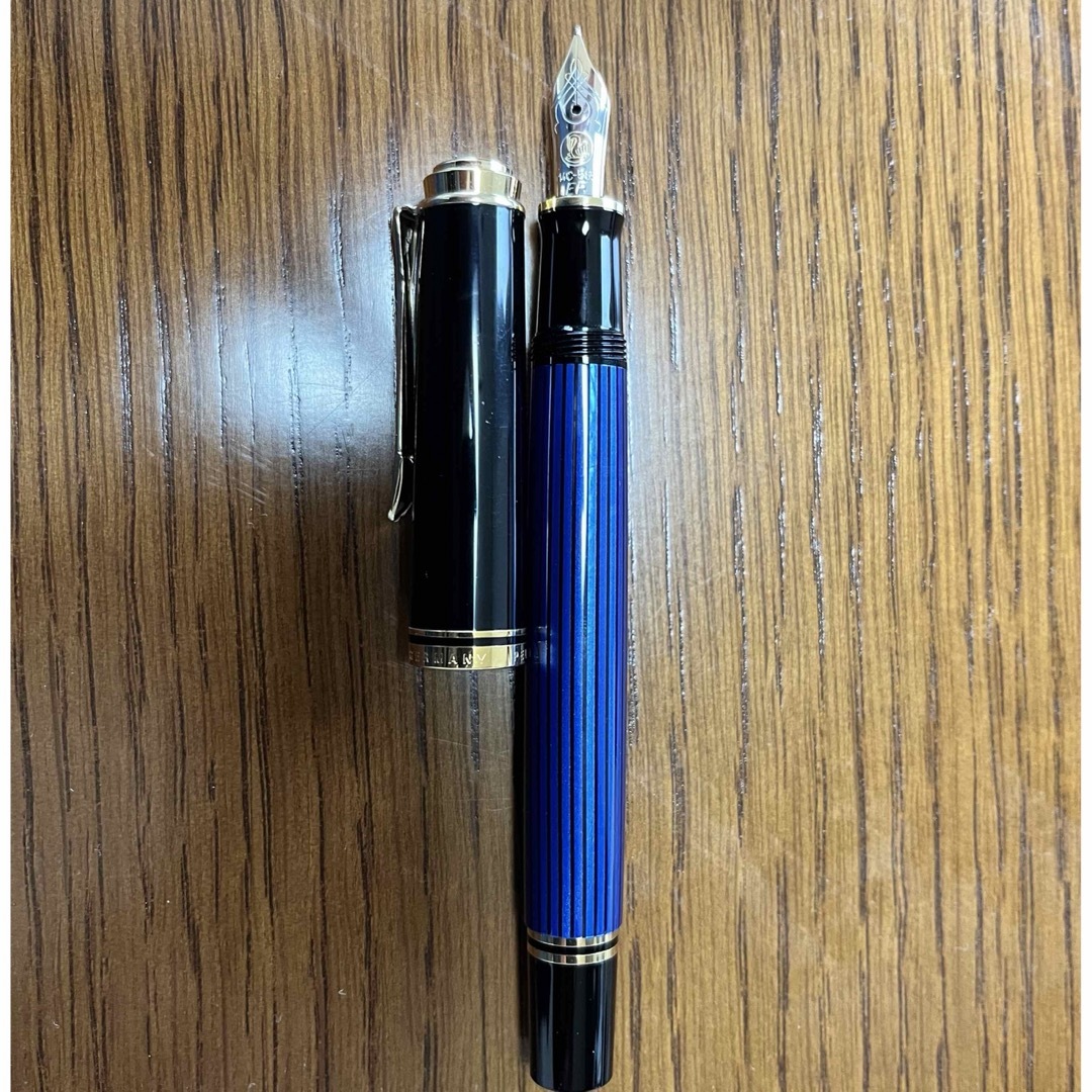 Pelikan(ペリカン)のペリカン　万年筆　M400 青縞　ブルーストライプ　極細　EF インテリア/住まい/日用品の文房具(ペン/マーカー)の商品写真