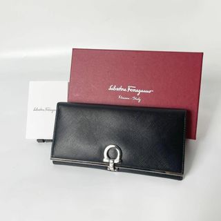 サルヴァトーレフェラガモ 財布(レディース)の通販 2,000点以上