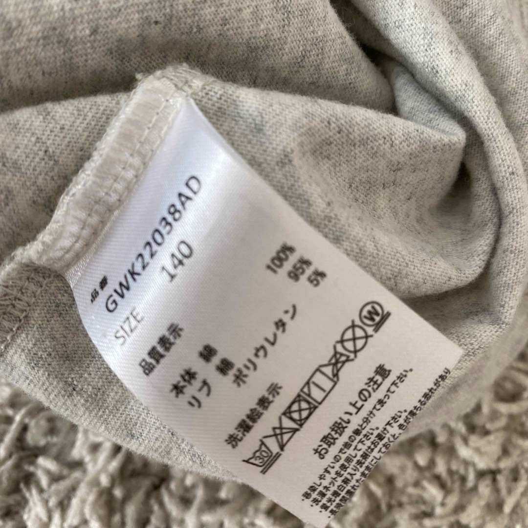 GLOBAL WORK(グローバルワーク)の美品　グローバルワーク　長袖　Tシャツ　140センチ キッズ/ベビー/マタニティのキッズ服女の子用(90cm~)(Tシャツ/カットソー)の商品写真