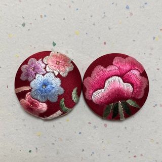 くるみボタン ヘアゴム シルク刺繍⑤(ヘアアクセサリー)