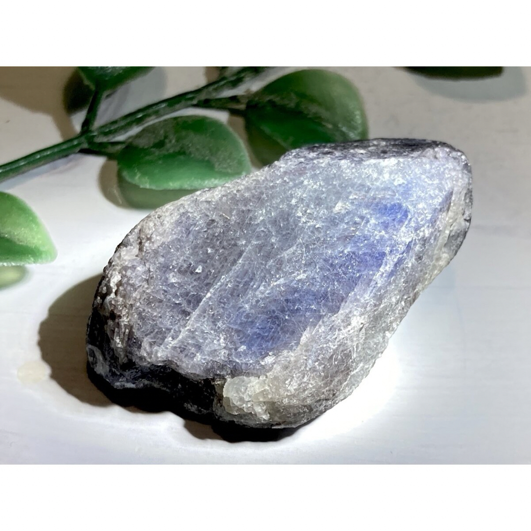 水晶神の祝福✨　ブルー　サファイア　原石　ラフストーン　青玉