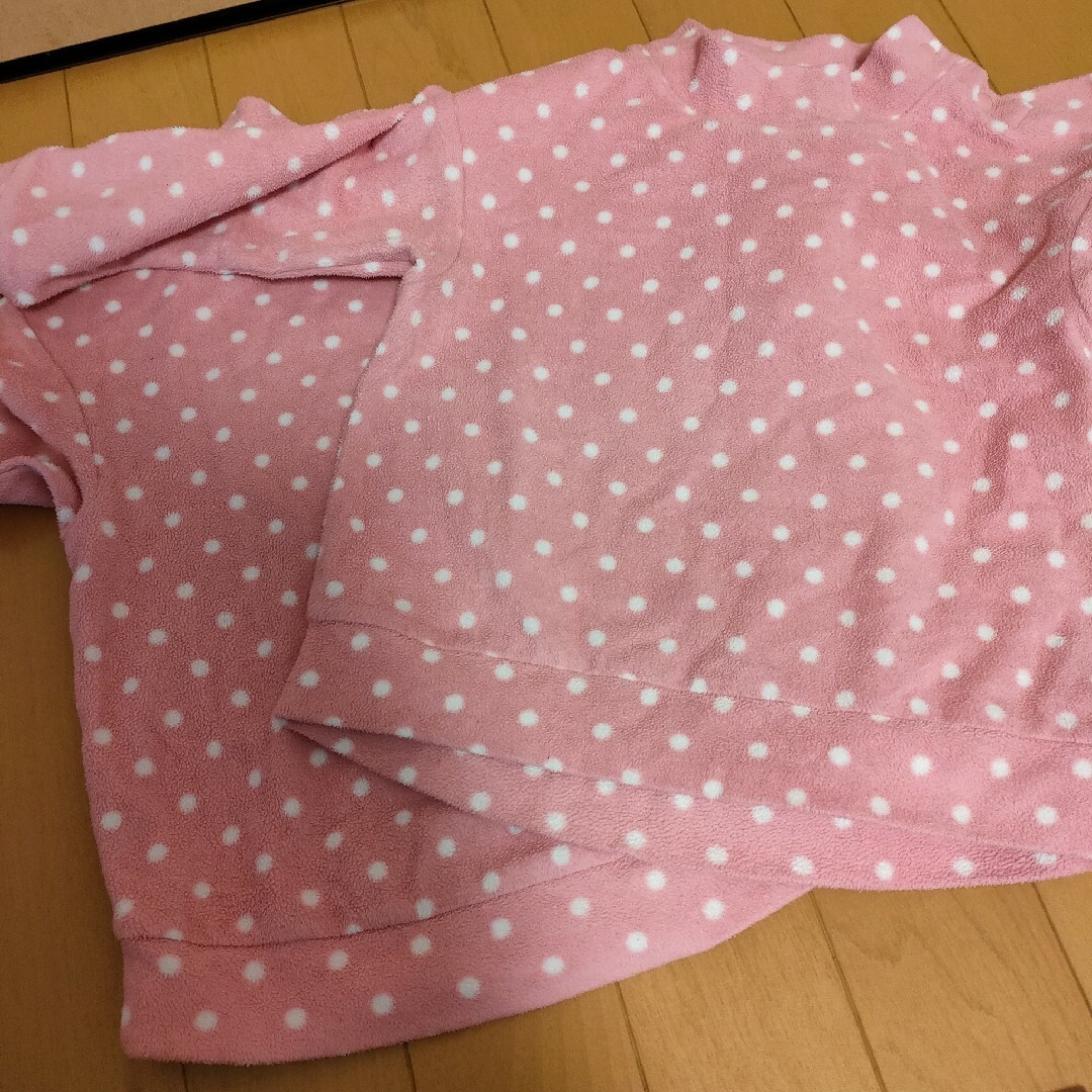 UNIQLO(ユニクロ)のユニクロ　フリース　トップス　2枚 キッズ/ベビー/マタニティのキッズ服女の子用(90cm~)(Tシャツ/カットソー)の商品写真