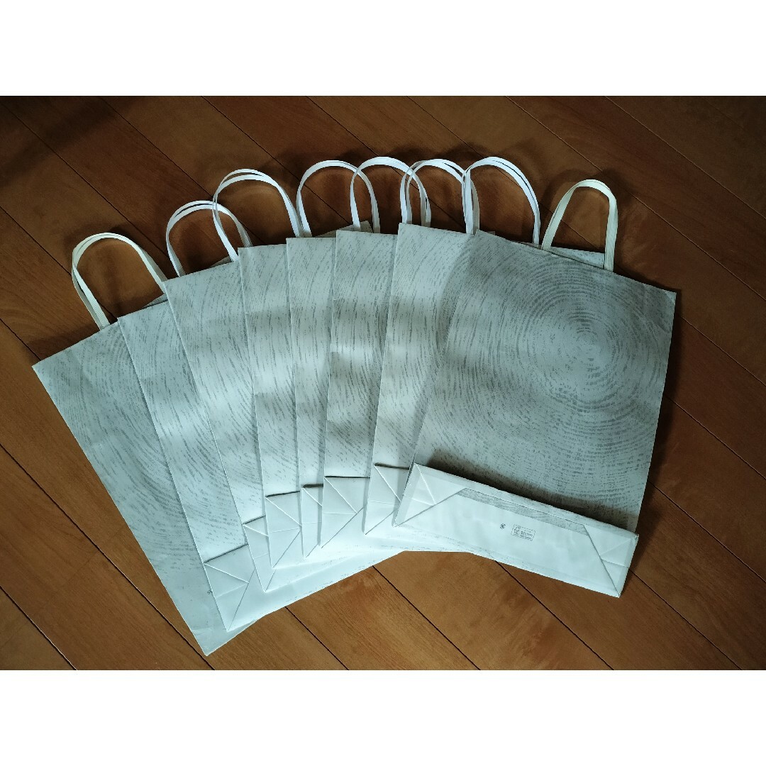 住友林業　スミリン　紙袋　8枚 レディースのバッグ(ショップ袋)の商品写真