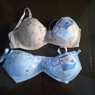 LALA Grant Gracy ブラジャー ブルームーン 75E の通販|ラクマ