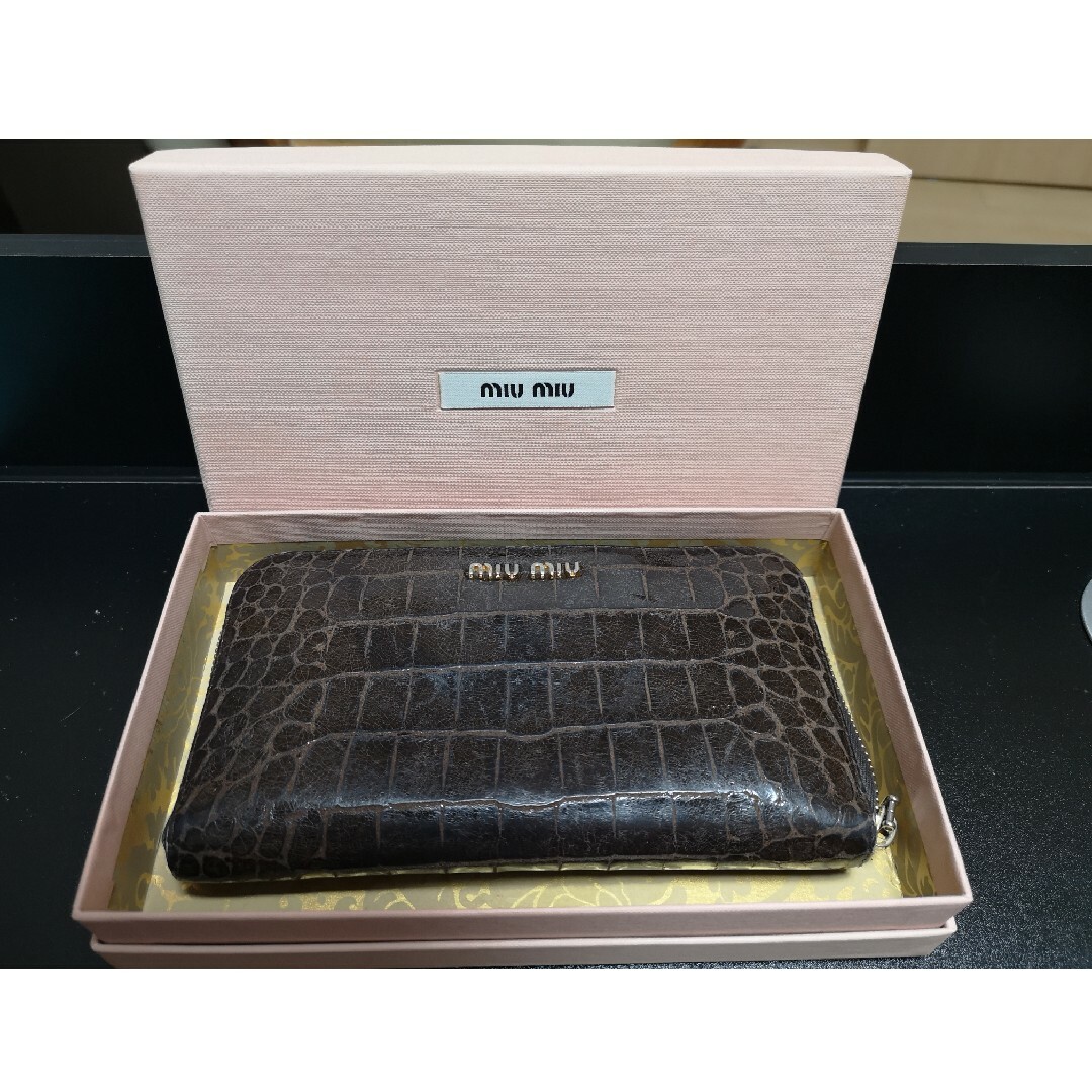 miumiu - 【正規品】MIUMIU ミュウミュウ 長財布 ブラウン クロコ柄の