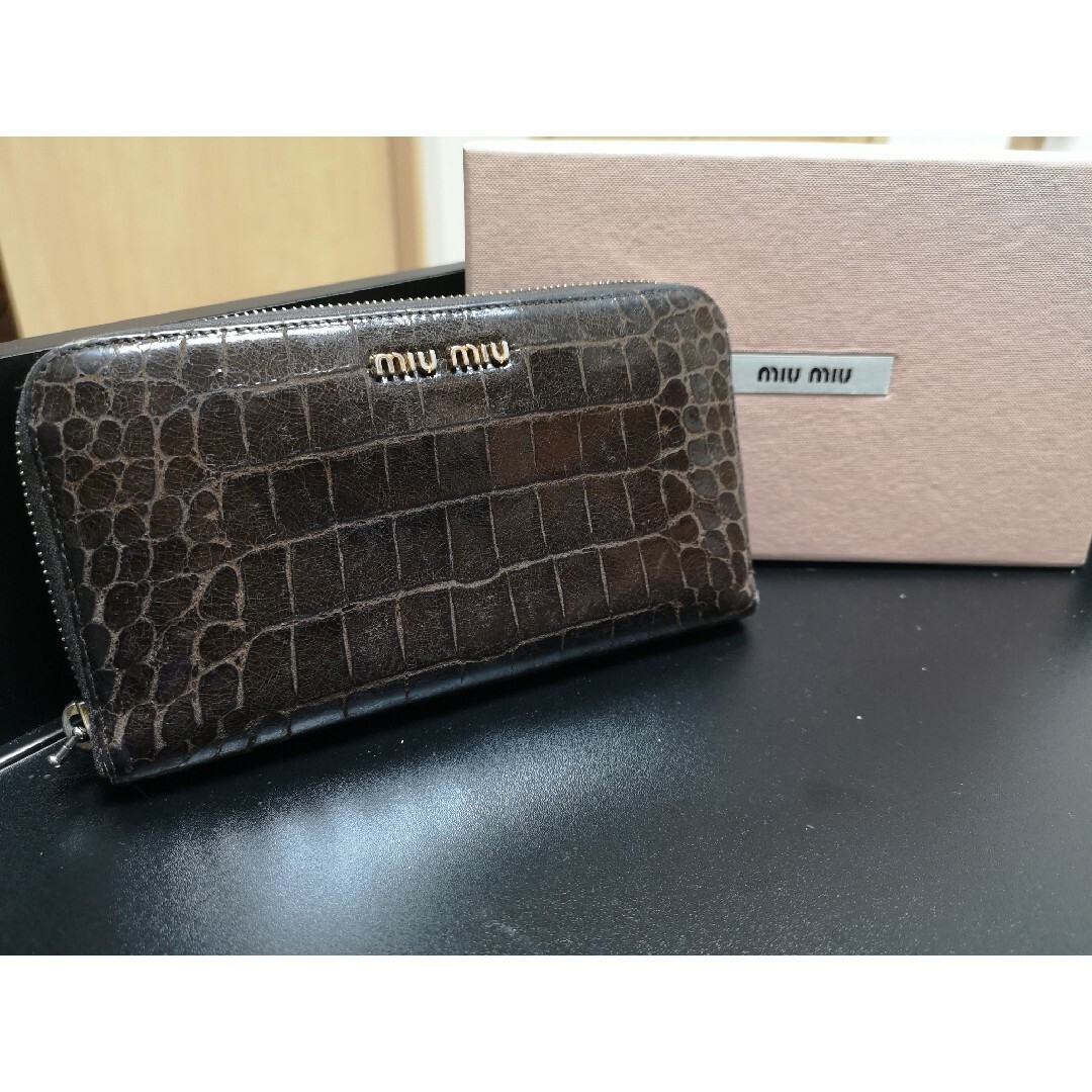 miumiu - 【正規品】MIUMIU ミュウミュウ 長財布 ブラウン クロコ柄の