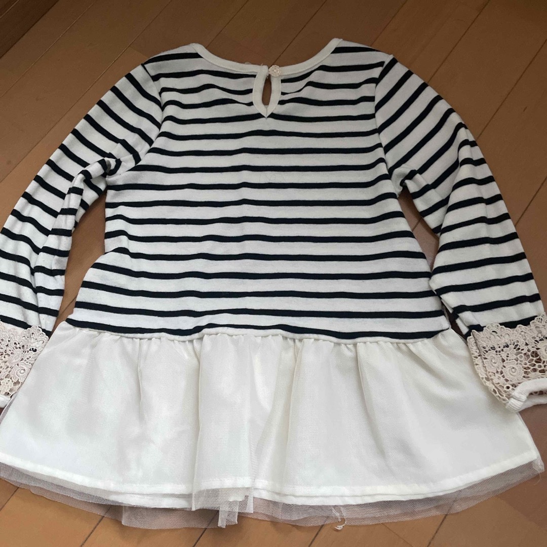 難あり×110㎝チュール付きボーダーカットソー キッズ/ベビー/マタニティのキッズ服女の子用(90cm~)(Tシャツ/カットソー)の商品写真