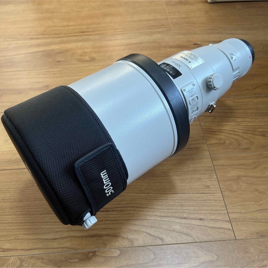 Canon(キヤノン)のEF500mm F4L IS ll USM スマホ/家電/カメラのカメラ(レンズ(単焦点))の商品写真