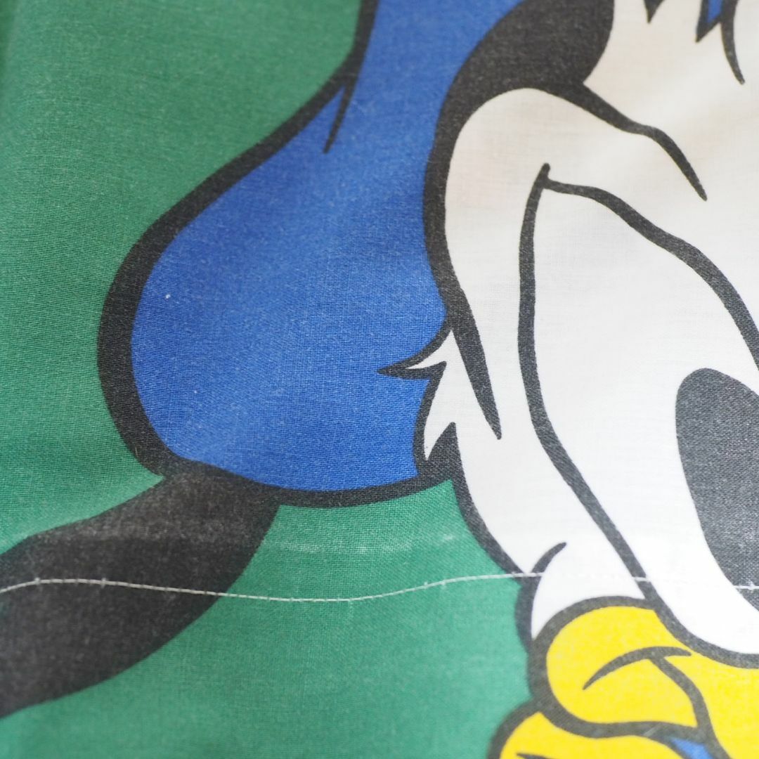 Disney(ディズニー)のディズニー　ミッキー＆フレンズのヴィンテージシーツ キッズ/ベビー/マタニティの寝具/家具(シーツ/カバー)の商品写真