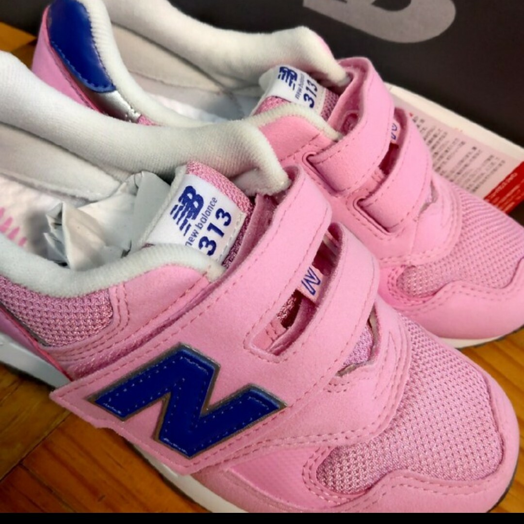 New Balance(ニューバランス)の新品☆ニューバランス　ジュニアシューズ キッズ/ベビー/マタニティのキッズ靴/シューズ(15cm~)(スニーカー)の商品写真