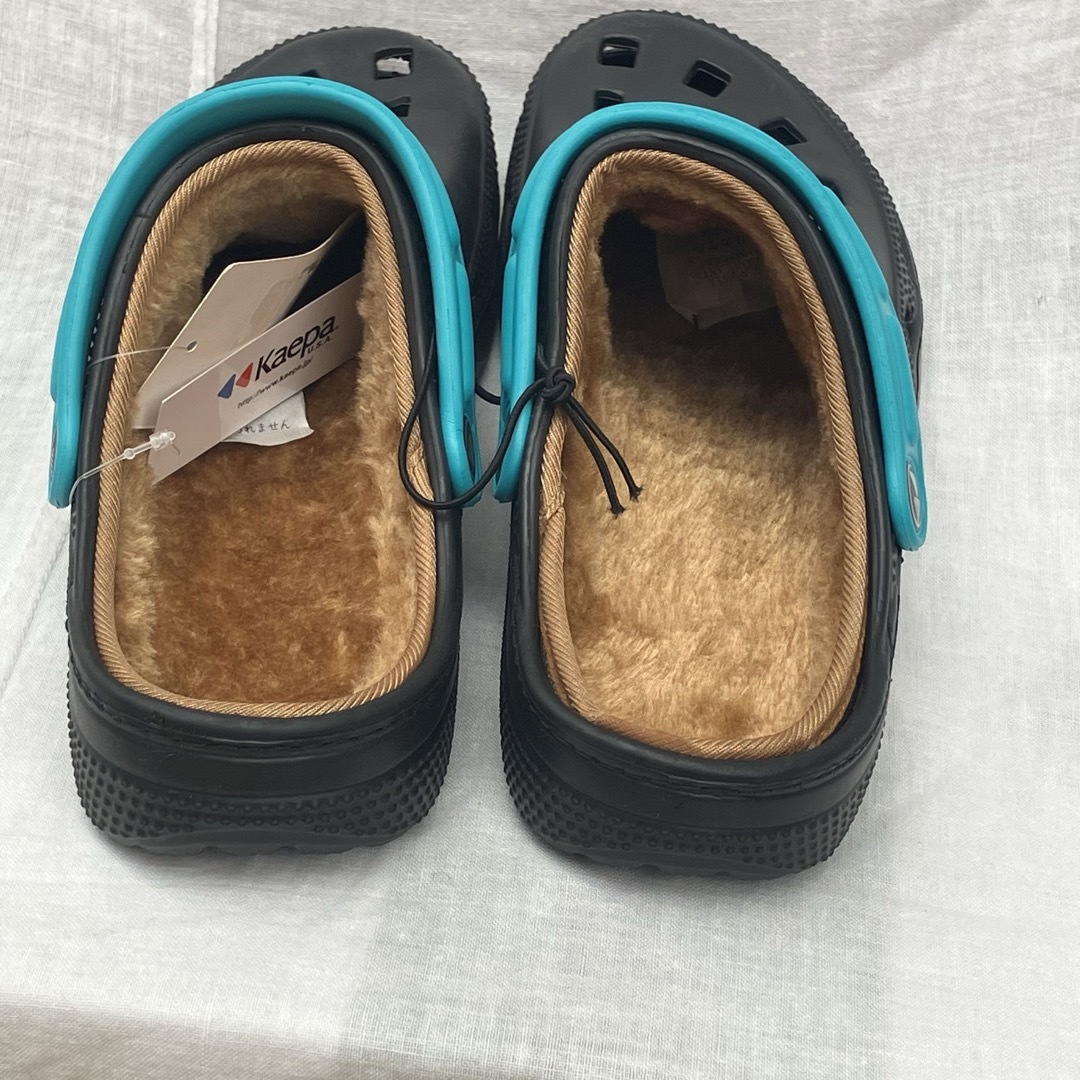 Kaepa(ケイパ)の新品未使用品　kaepa ケイパ Lサイズ 冬用サンダル　フリース 黒ブラック レディースの靴/シューズ(サンダル)の商品写真