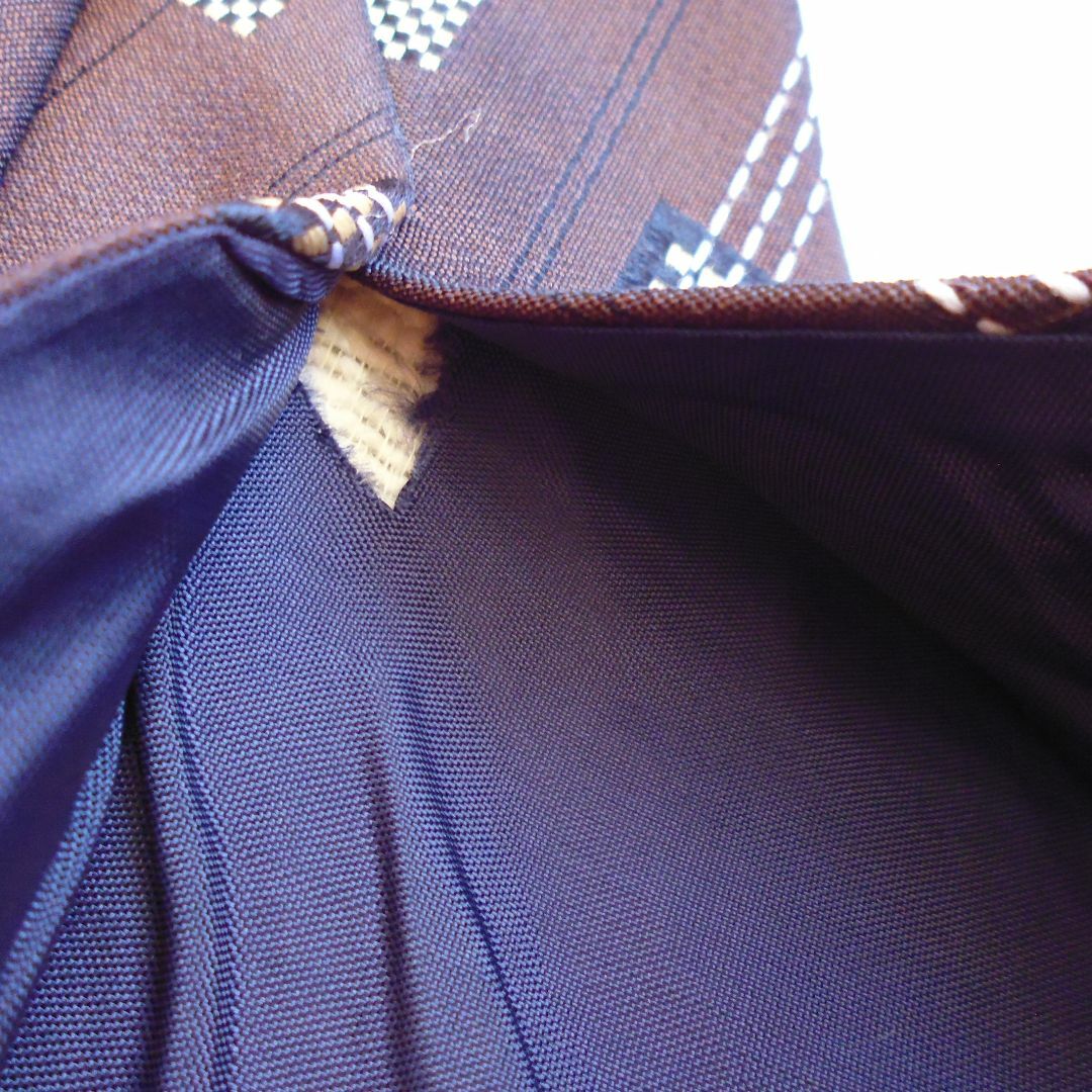 ネクタイ 斜め ストライプ ブラウン系　218 メンズのファッション小物(ネクタイ)の商品写真