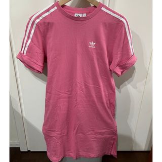 アディダス(adidas)のadidas Tシャツ(Tシャツ(半袖/袖なし))