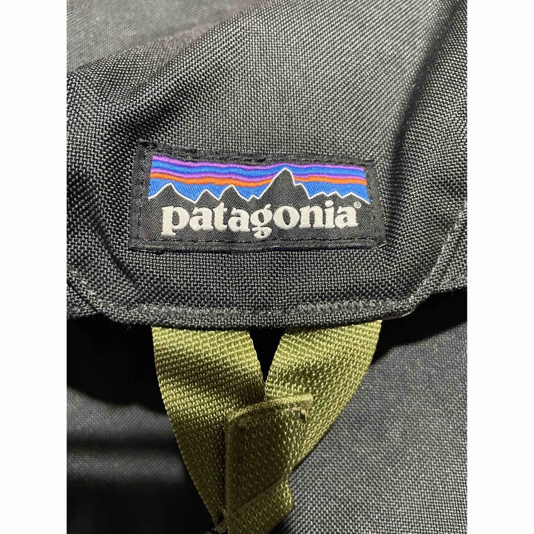 patagonia(パタゴニア)のpatagonia パタゴニア 廃番 ボンサイリュック ブラック キッズ 美品 キッズ/ベビー/マタニティのこども用バッグ(リュックサック)の商品写真