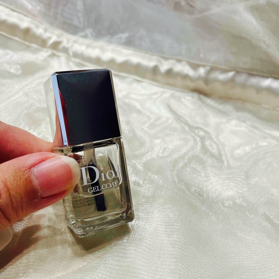 Dior(ディオール)のDior ジェルトップコート コスメ/美容のネイル(マニキュア)の商品写真