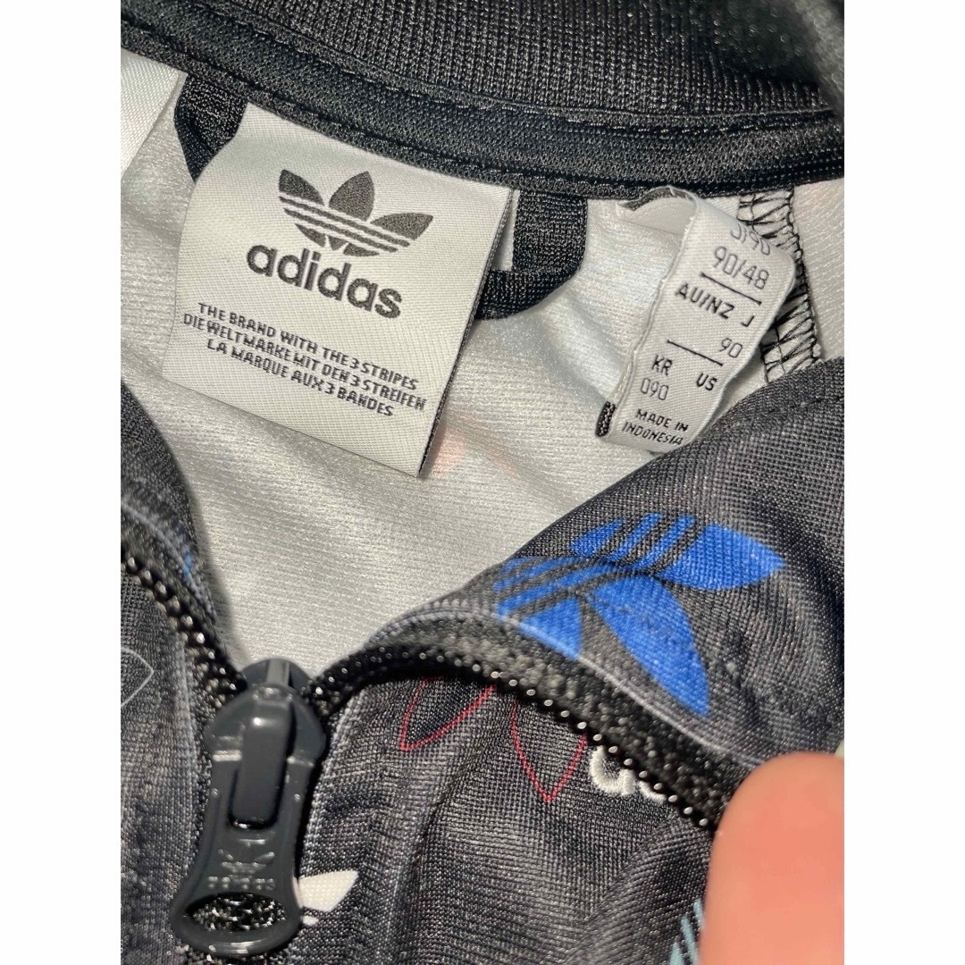 adidas(アディダス)のadidas キッズ セットアップ キッズ/ベビー/マタニティのキッズ服男の子用(90cm~)(ジャケット/上着)の商品写真