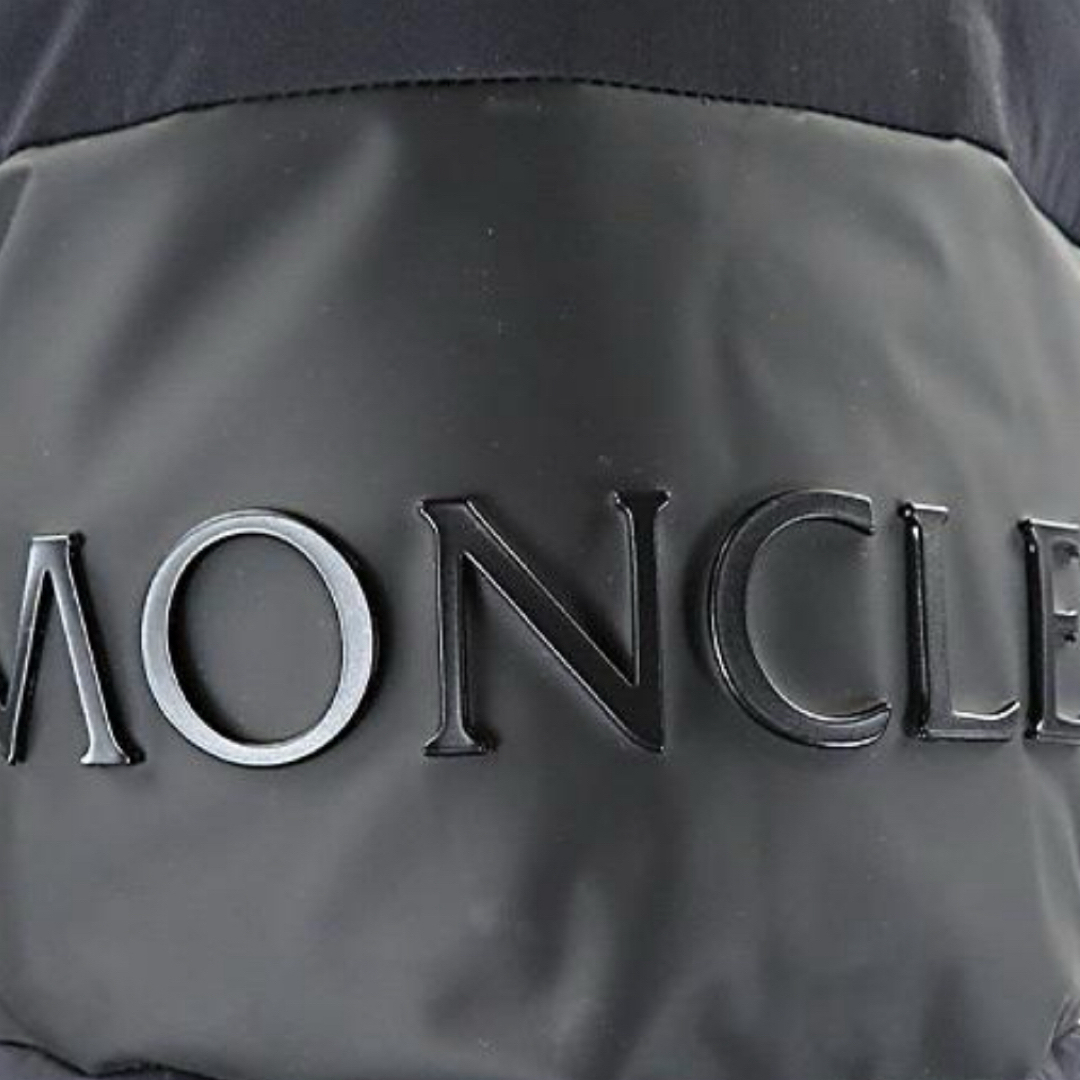 MONCLER(モンクレール)のMONCLER モンクレール　メンズ　ダウンジャケット アウター メンズのジャケット/アウター(ダウンジャケット)の商品写真