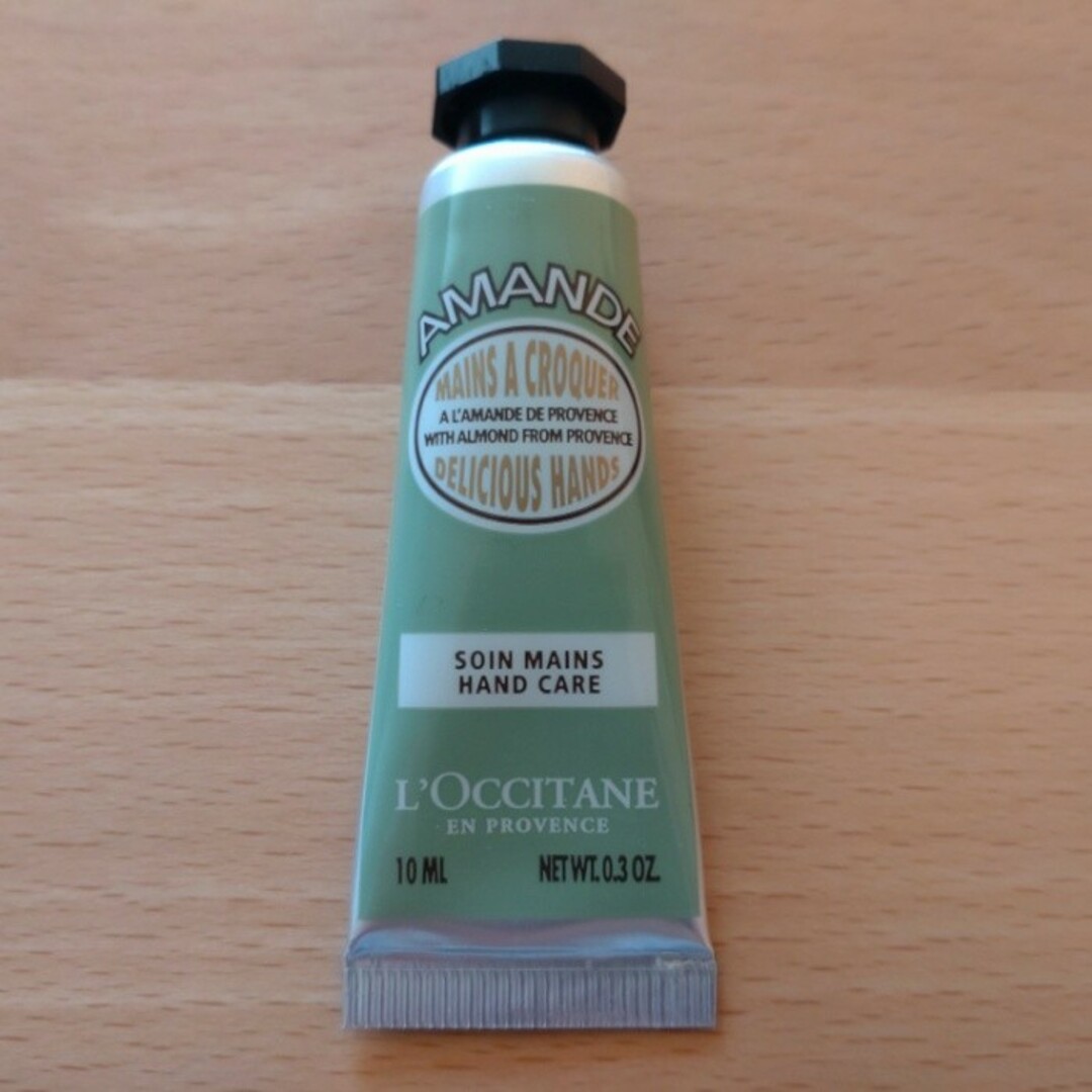 L'OCCITANE(ロクシタン)のロクシタン ハンドクリーム アーモンド 10ml コスメ/美容のボディケア(ハンドクリーム)の商品写真