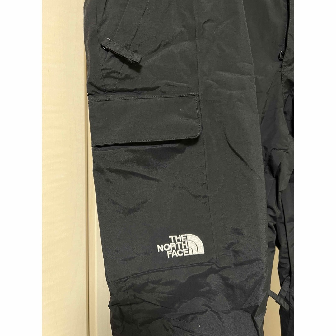 THE NORTH FACE(ザノースフェイス)の特価　高機能　ノースフェイス　メンズスノーボードパンツ　L 黒　スノーウェア スポーツ/アウトドアのスノーボード(ウエア/装備)の商品写真