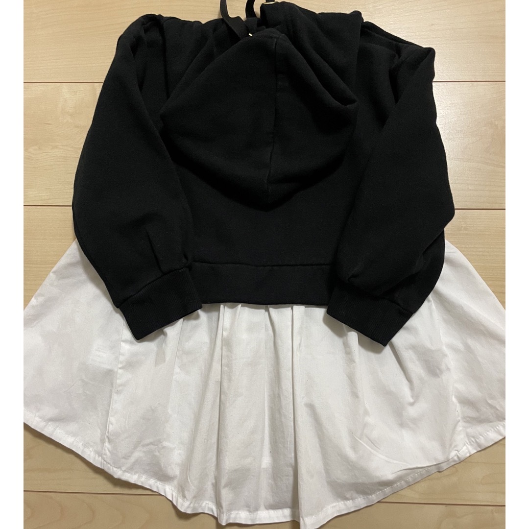 【再値下げ】女の子　パーカー　120 キッズ/ベビー/マタニティのキッズ服女の子用(90cm~)(Tシャツ/カットソー)の商品写真