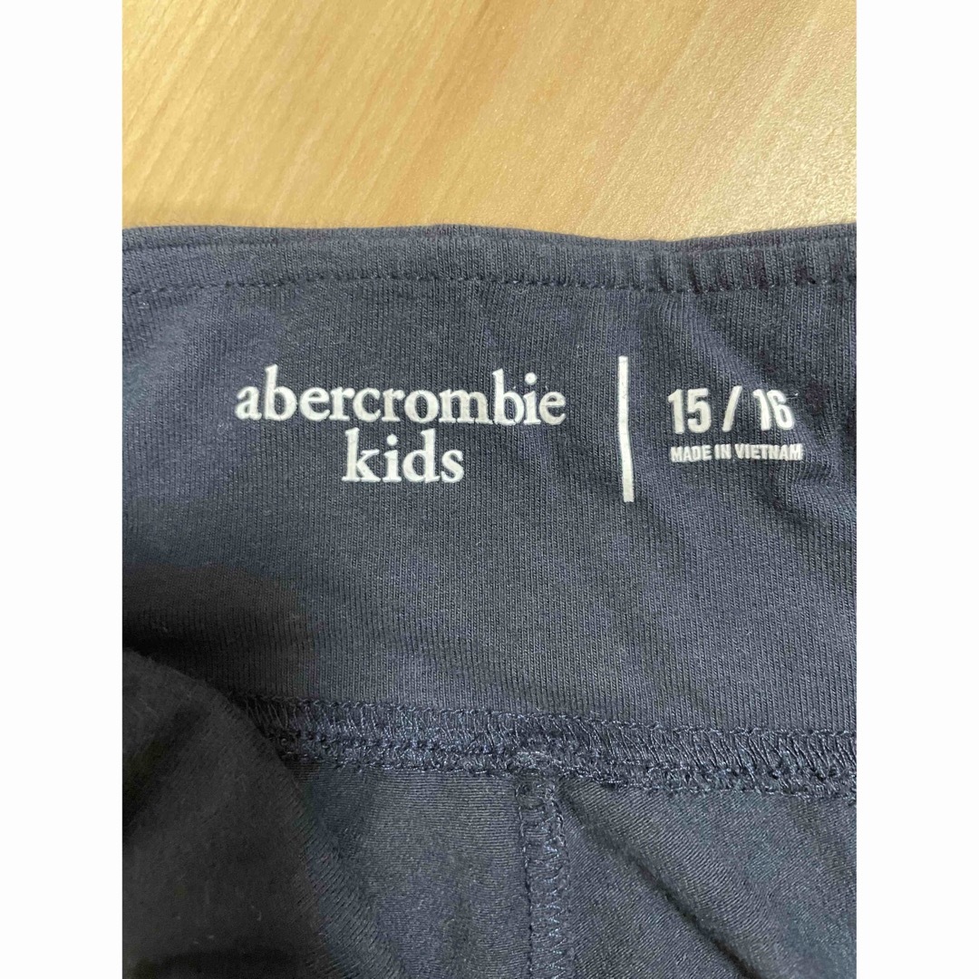 Abercrombie&Fitch(アバクロンビーアンドフィッチ)のアバクロ♡キッズ　レギンス キッズ/ベビー/マタニティのキッズ服女の子用(90cm~)(パンツ/スパッツ)の商品写真