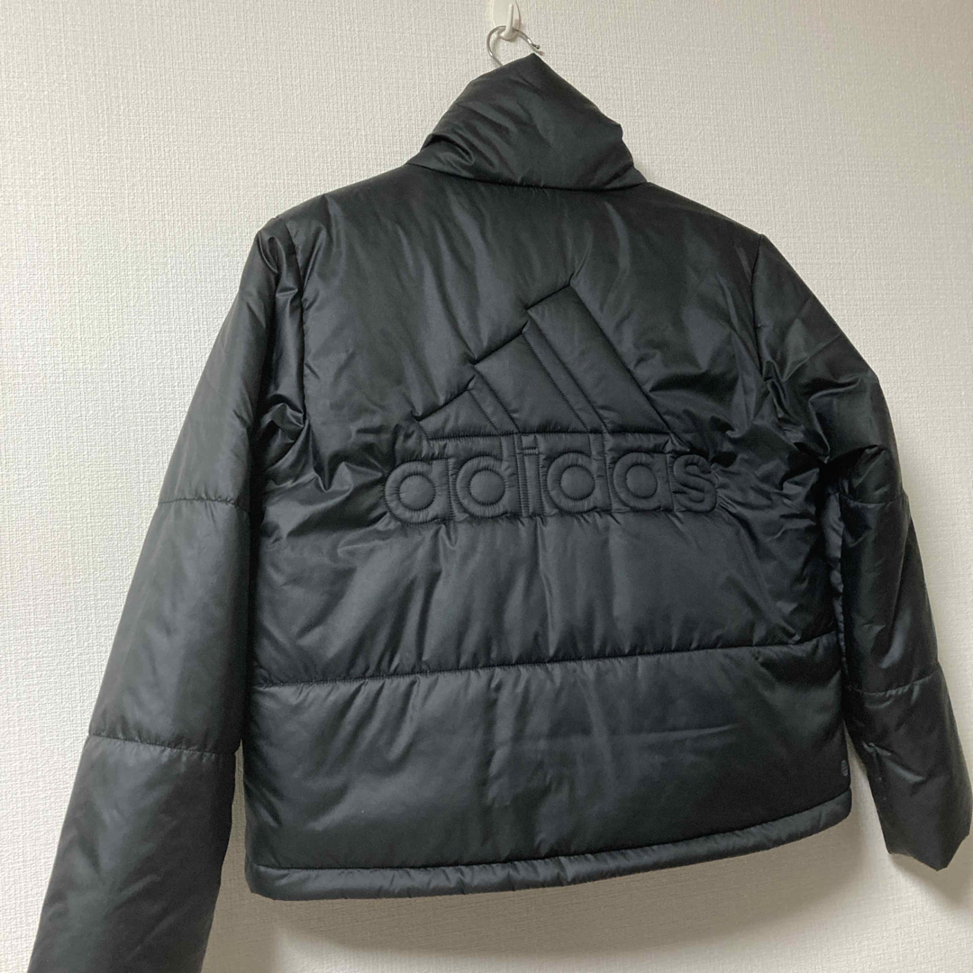 adidas(アディダス)のadidas ジャケット　レディース　Ｍ レディースのジャケット/アウター(その他)の商品写真