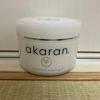 アカラン(AkaraN)のアカラン　エッシェンシャルウォータージェル120g(オールインワン化粧品)