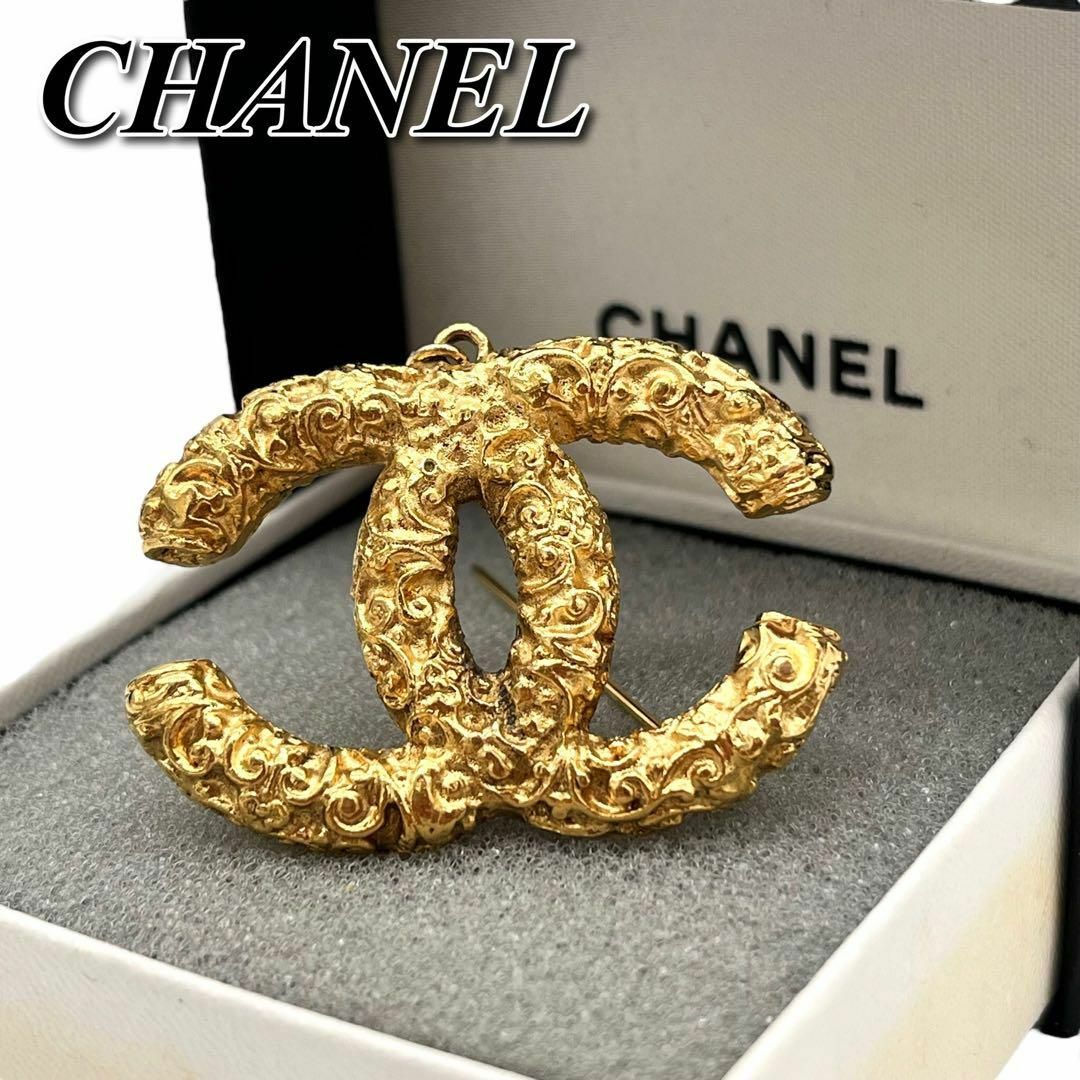 CHANEL - CHANEL（シャネル）ヴィンテージ ココマーク 溶岩 ブローチの ...