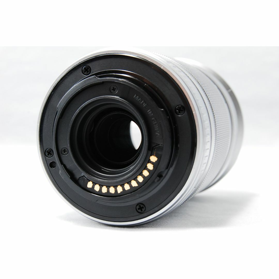 OLYMPUS(オリンパス)のOLYMPUS M.ZUIKO 40-150mm F4-5.6 R シルバー スマホ/家電/カメラのカメラ(レンズ(ズーム))の商品写真